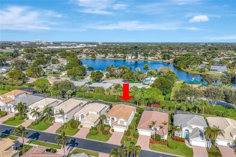 1745 Marsh Run Naples FL 34109