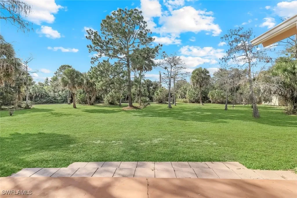 711 21st Street SW Naples FL 34117