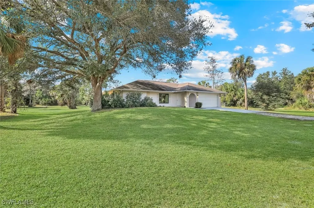 711 21st Street SW Naples FL 34117