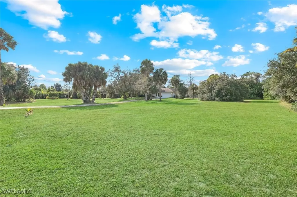 711 21st Street SW Naples FL 34117