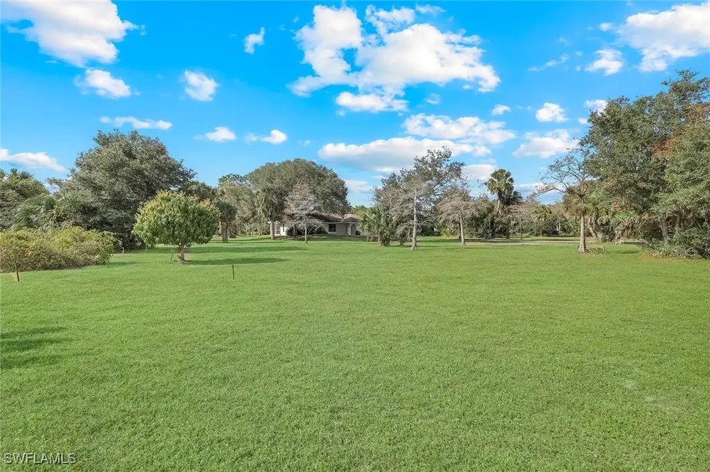 711 21st Street SW Naples FL 34117