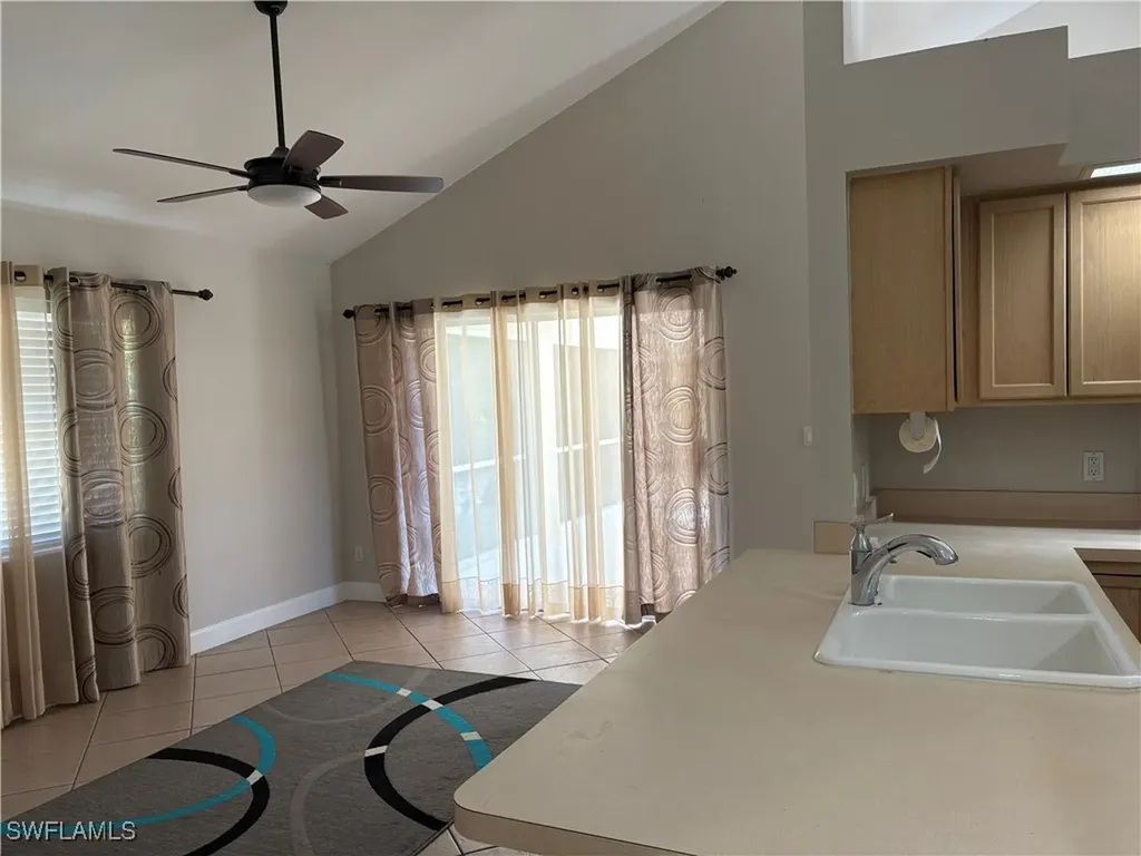 804 Bluebird Street Naples FL 34104