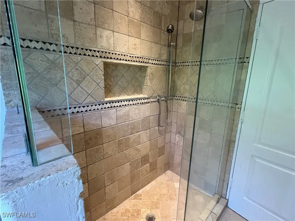 804 Bluebird Street Naples FL 34104