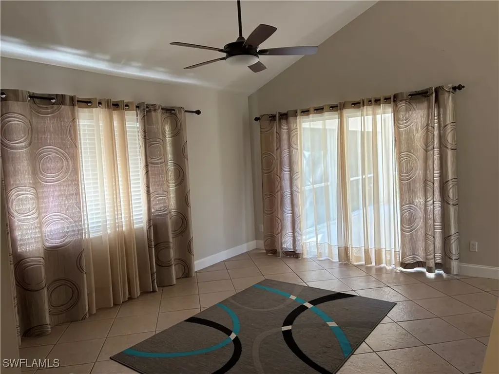 804 Bluebird Street Naples FL 34104