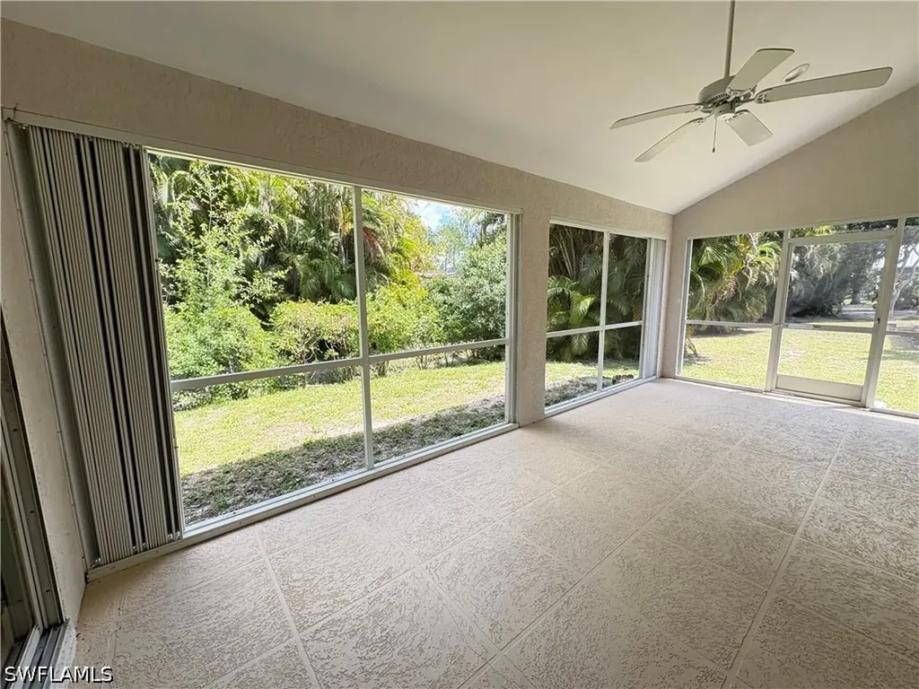 804 Bluebird Street Naples FL 34104