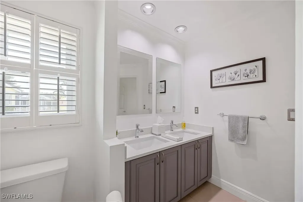 28801 Regis Court Bonita Springs FL 34134