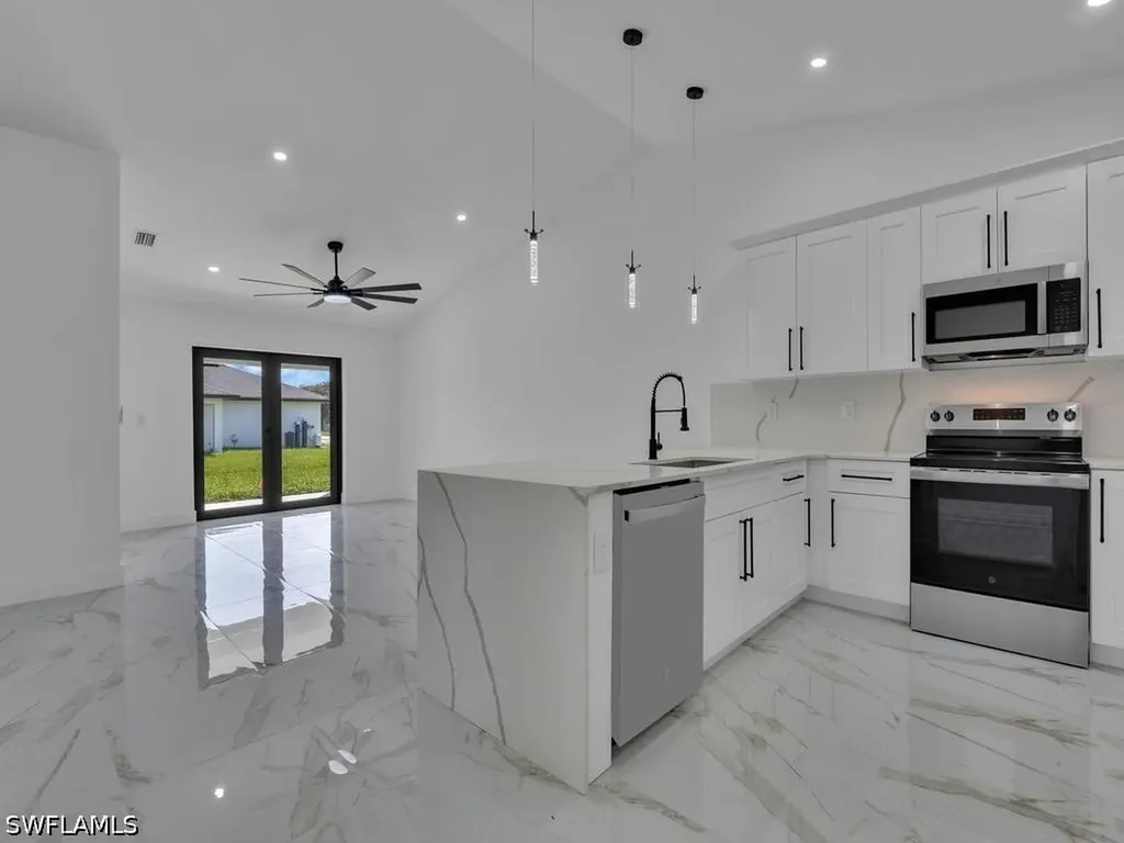 4745/4747 13th Street SW Lehigh Acres FL 33973