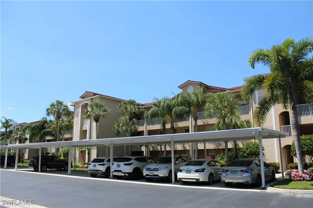 Naples FL, 2710 Cypress Trace Circle, Unit 3029