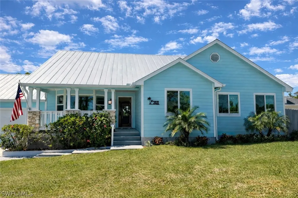 20520 Pine Tree Lane Estero FL 33928