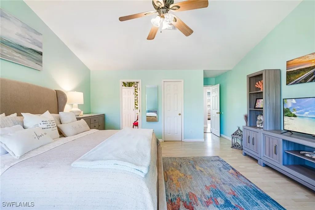 20520 Pine Tree Lane Estero FL 33928