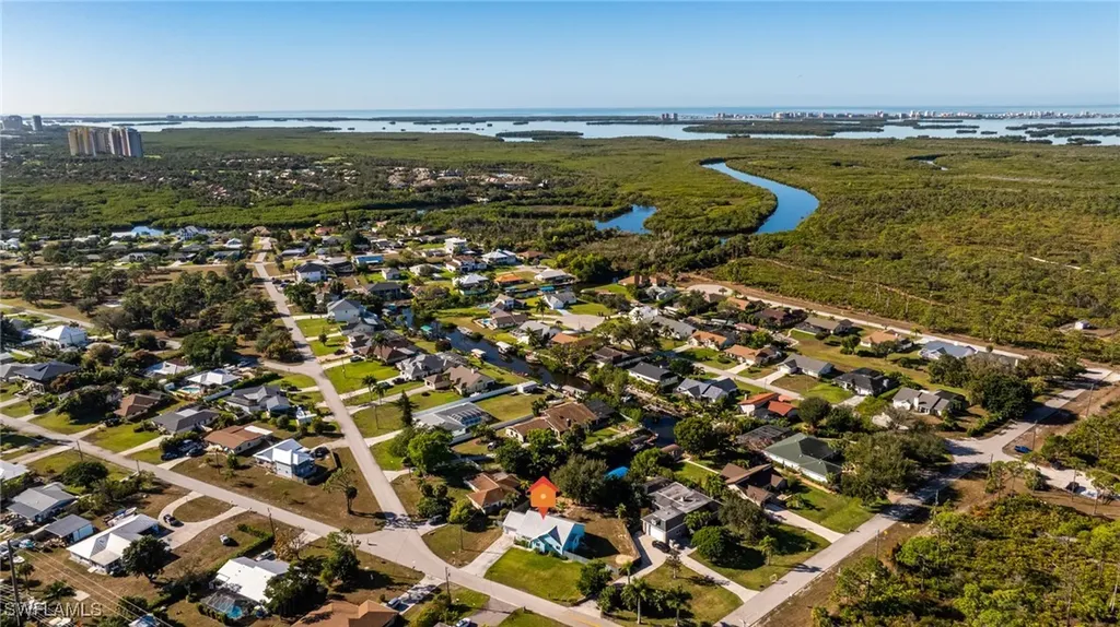20520 Pine Tree Lane Estero FL 33928