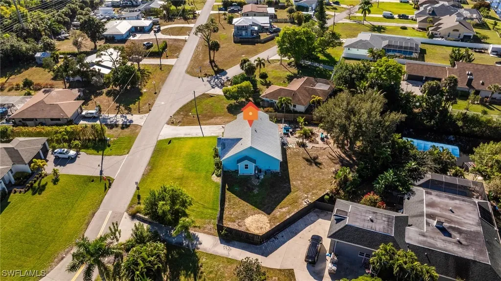 20520 Pine Tree Lane Estero FL 33928