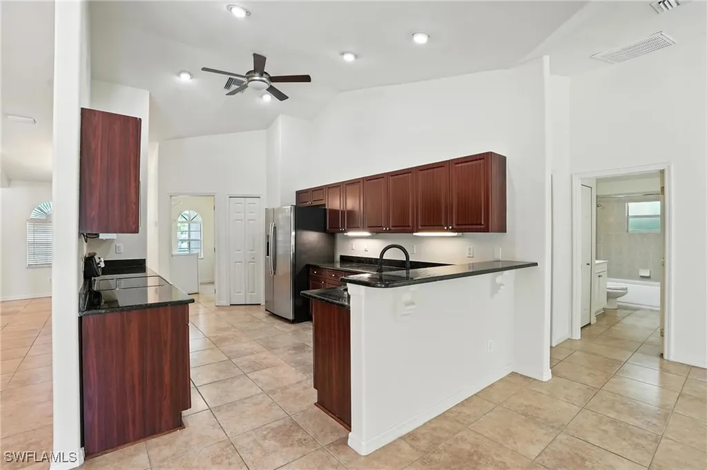 4341 SW 25th Court Cape Coral FL 33914