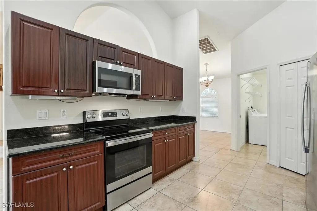 4341 SW 25th Court Cape Coral FL 33914