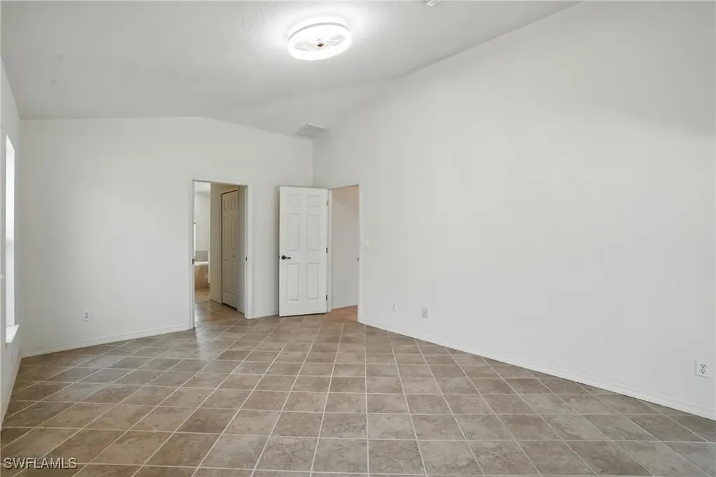 4341 SW 25th Court Cape Coral FL 33914