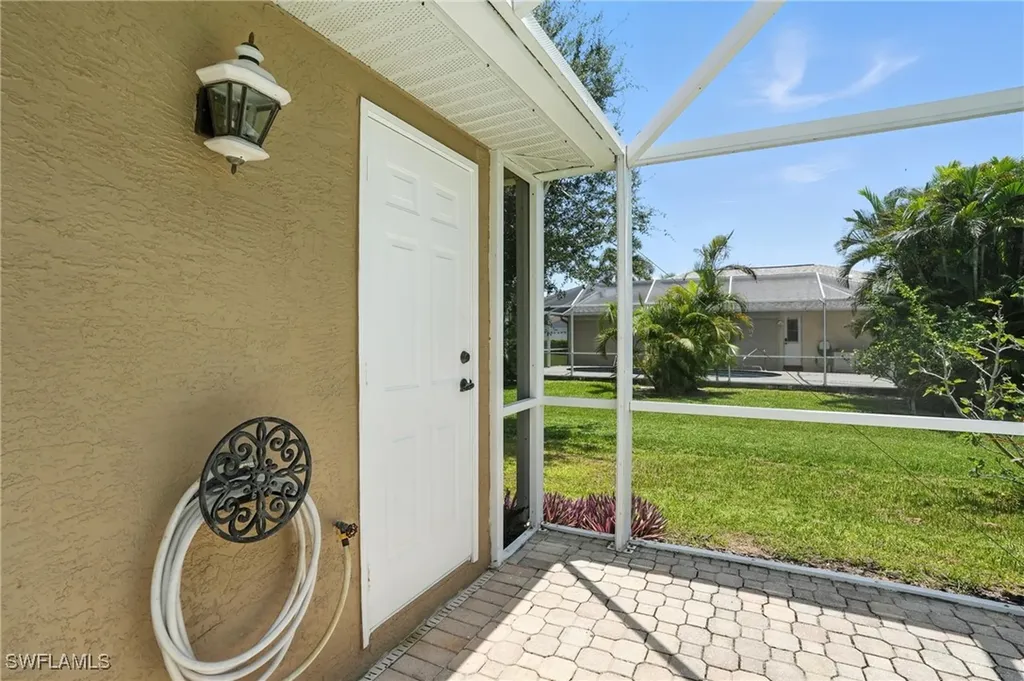 4341 SW 25th Court Cape Coral FL 33914