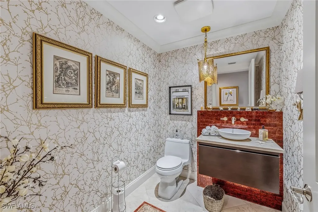 13675 Vanderbilt Drive Naples FL 34110