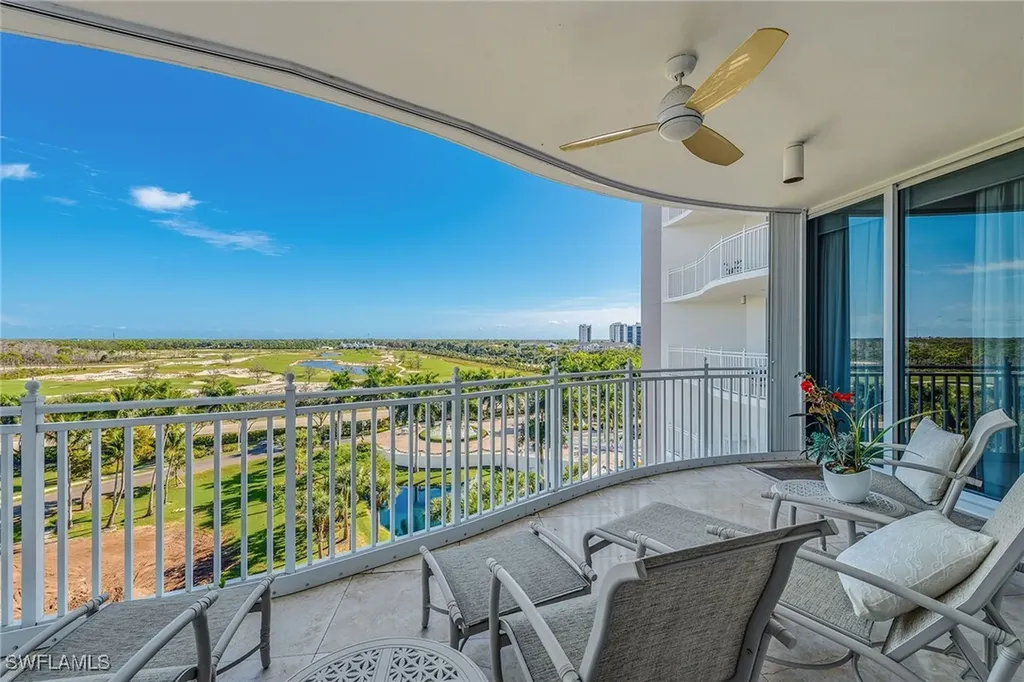 13675 Vanderbilt Drive Naples FL 34110