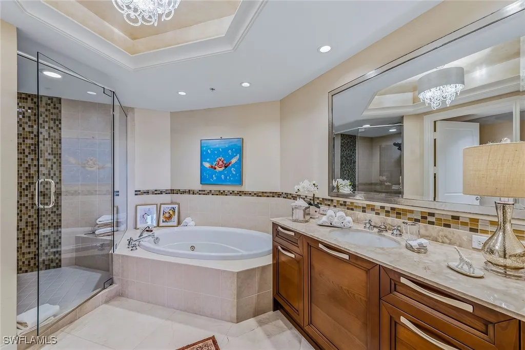 13675 Vanderbilt Drive Naples FL 34110