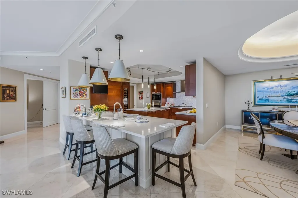 13675 Vanderbilt Drive Naples FL 34110