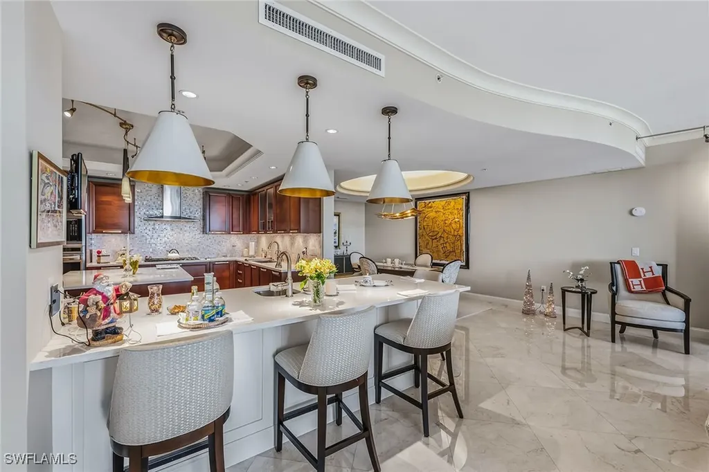 13675 Vanderbilt Drive Naples FL 34110