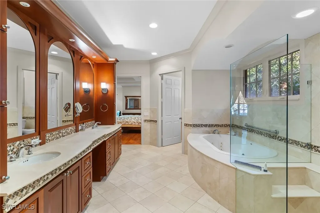 8840 Mariposa Court Naples FL 34113