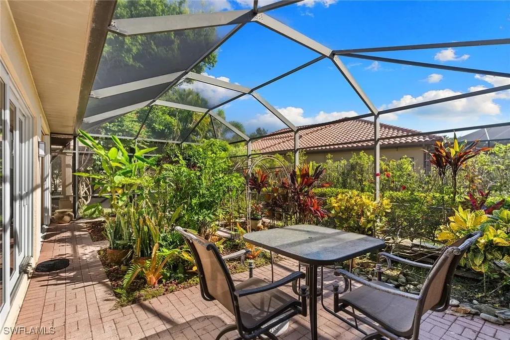 8840 Mariposa Court Naples FL 34113