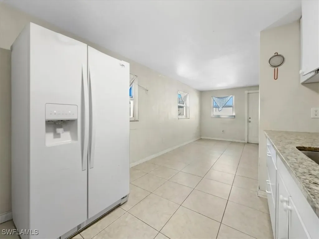 2495 Bayside Street Naples FL 34112