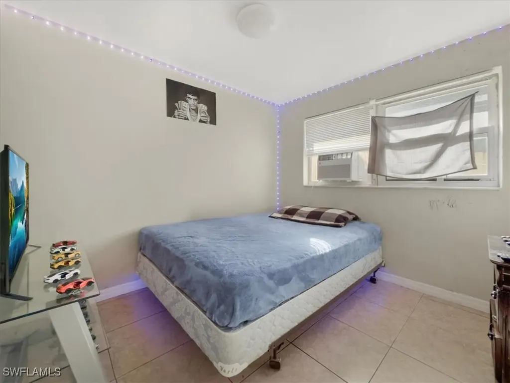 2495 Bayside Street Naples FL 34112