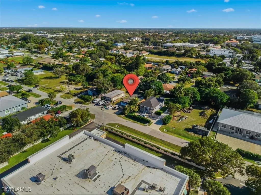 2495 Bayside Street Naples FL 34112