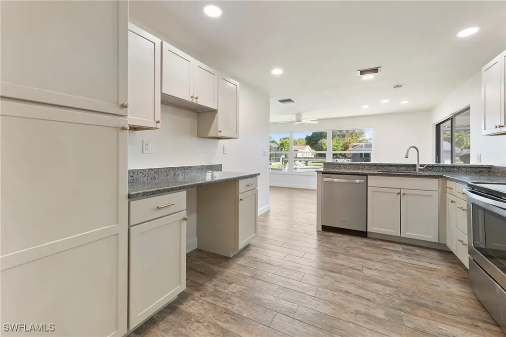 4548 Gulf Avenue North Fort Myers FL 33903