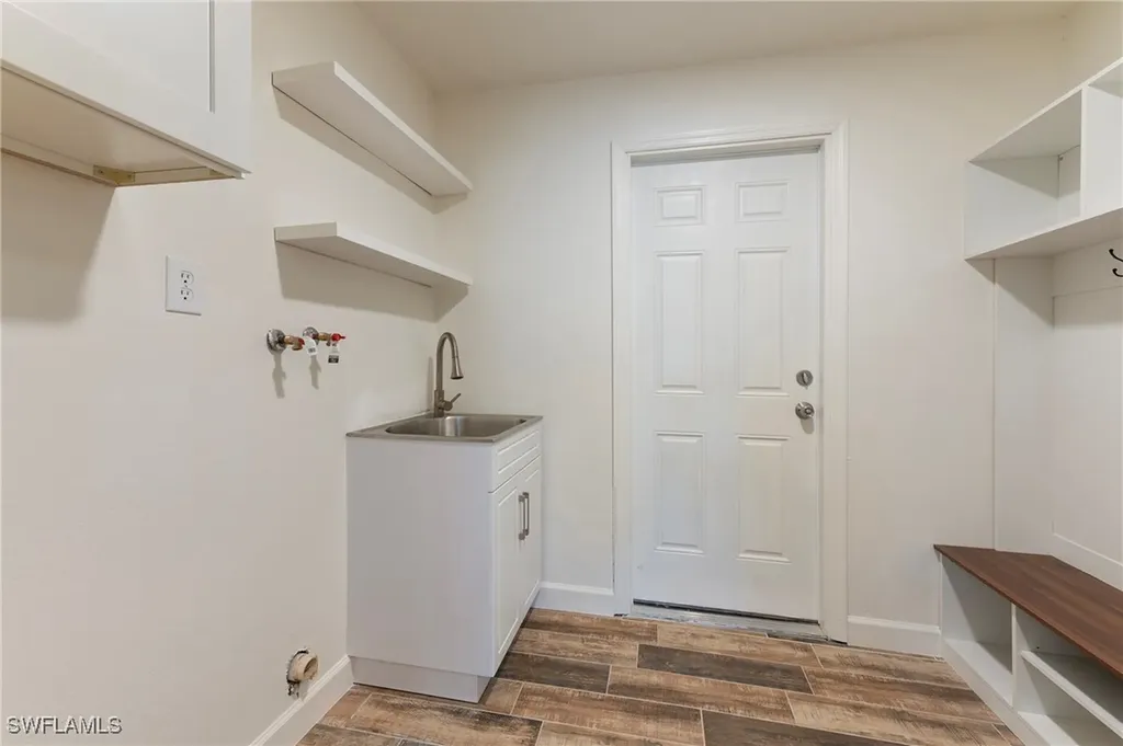 4548 Gulf Avenue North Fort Myers FL 33903