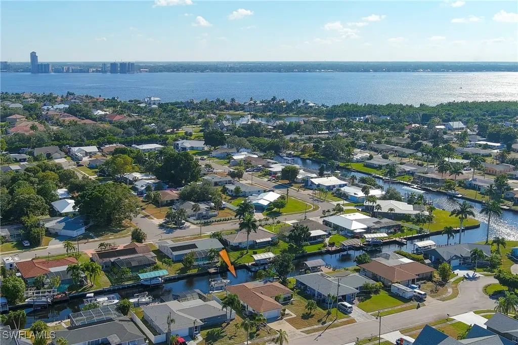 4548 Gulf Avenue North Fort Myers FL 33903