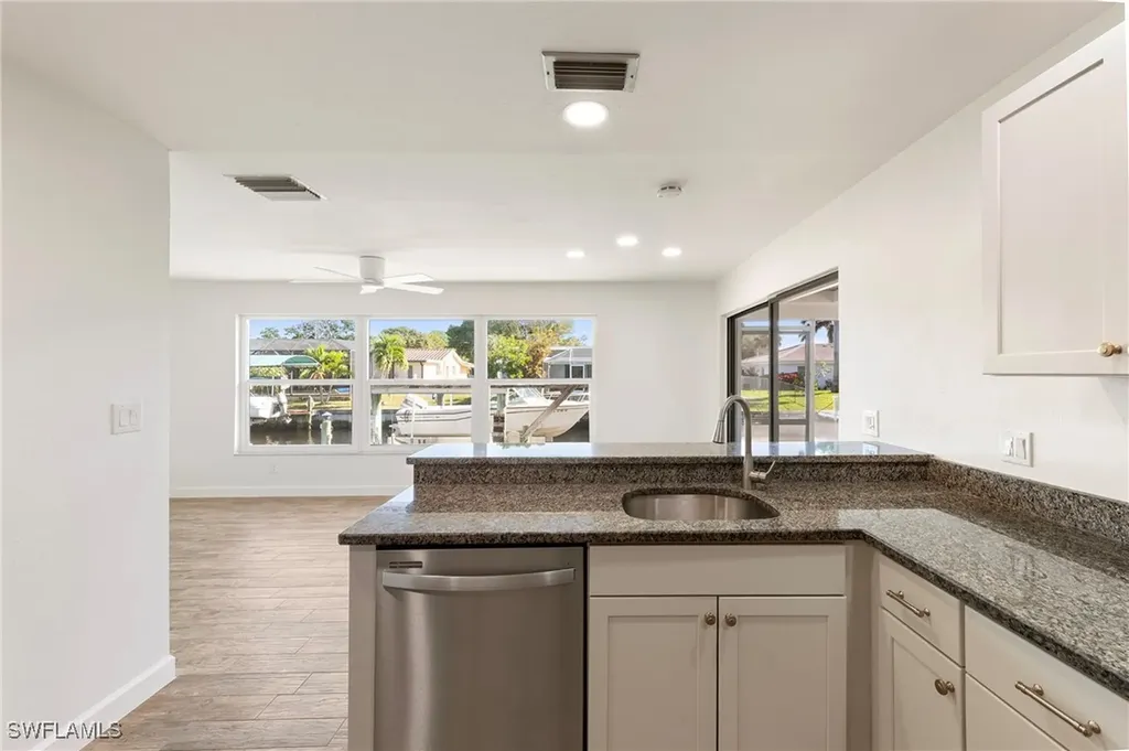 4548 Gulf Avenue North Fort Myers FL 33903