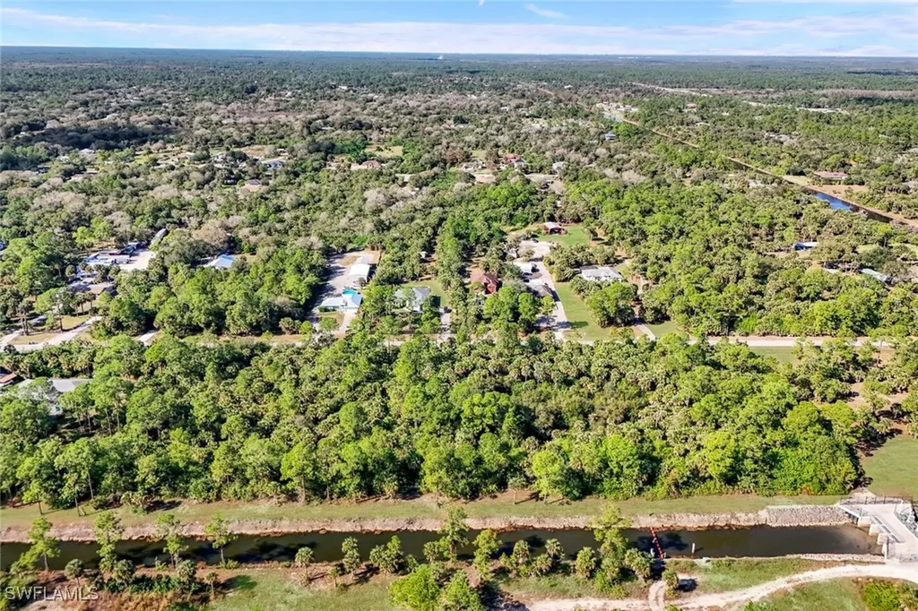 764 22nd Street NE Naples FL 34120