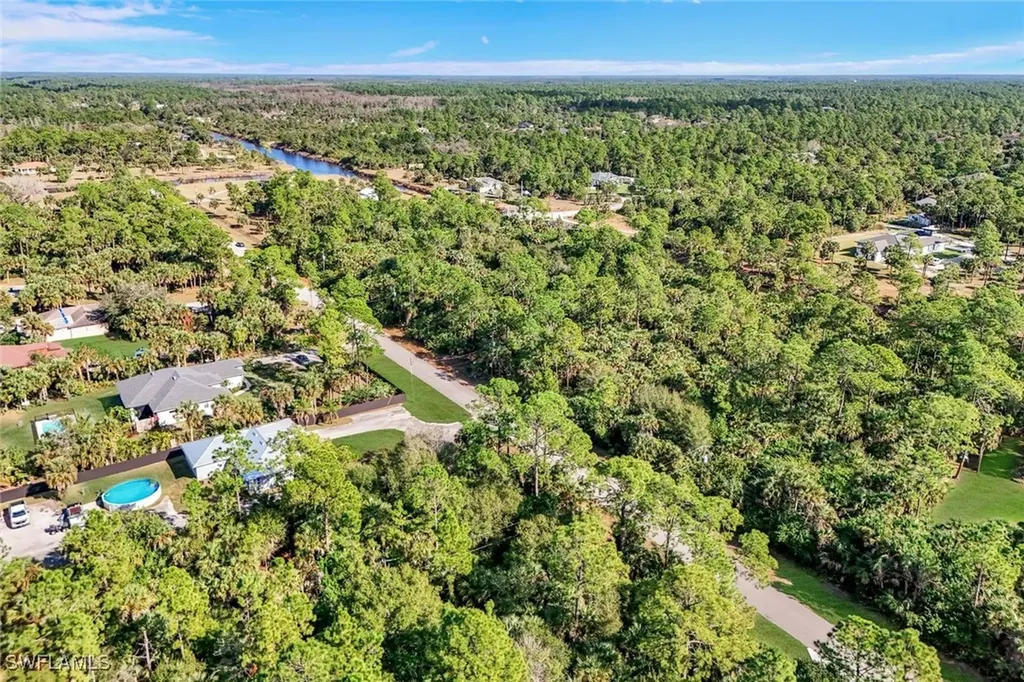 764 22nd Street NE Naples FL 34120