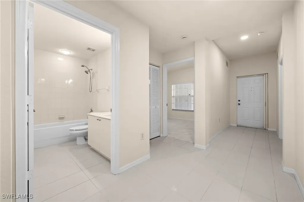 4520 Botanical Place Circle Naples FL 34112