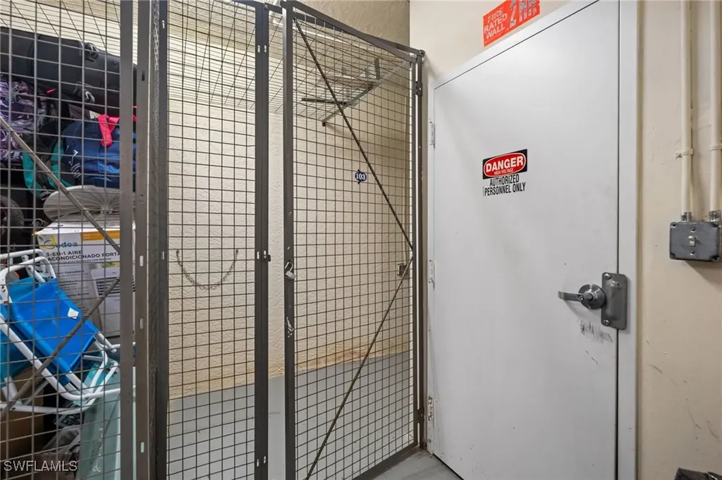 4520 Botanical Place Circle Naples FL 34112