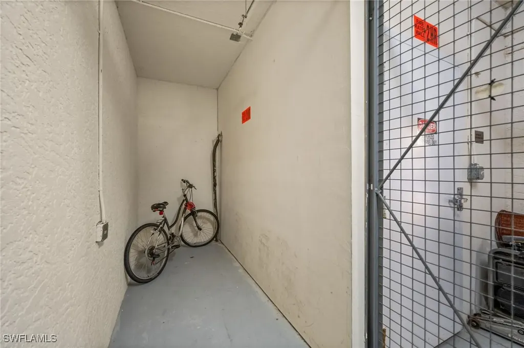 4520 Botanical Place Circle Naples FL 34112