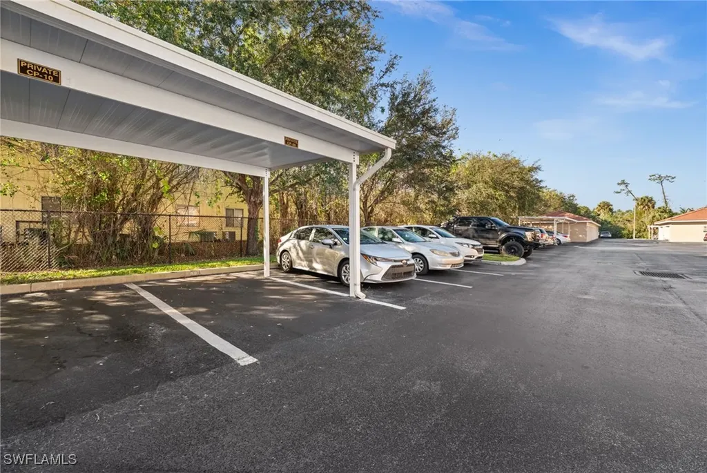 4520 Botanical Place Circle Naples FL 34112