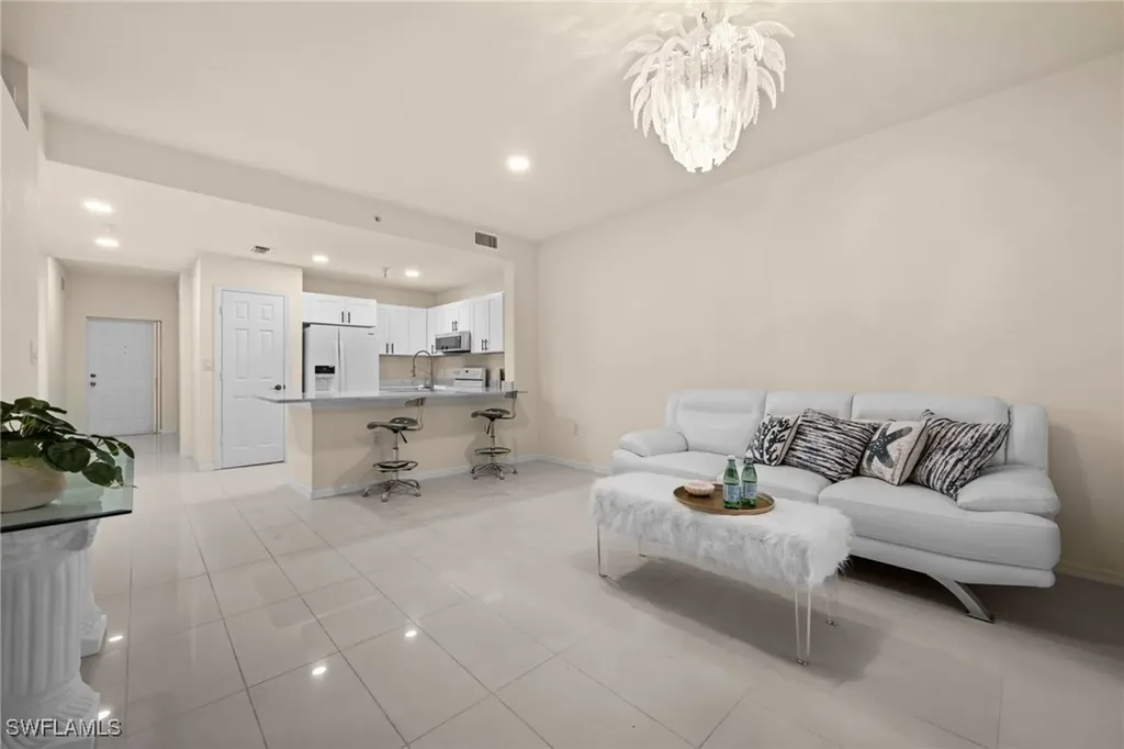 4520 Botanical Place Circle Naples FL 34112