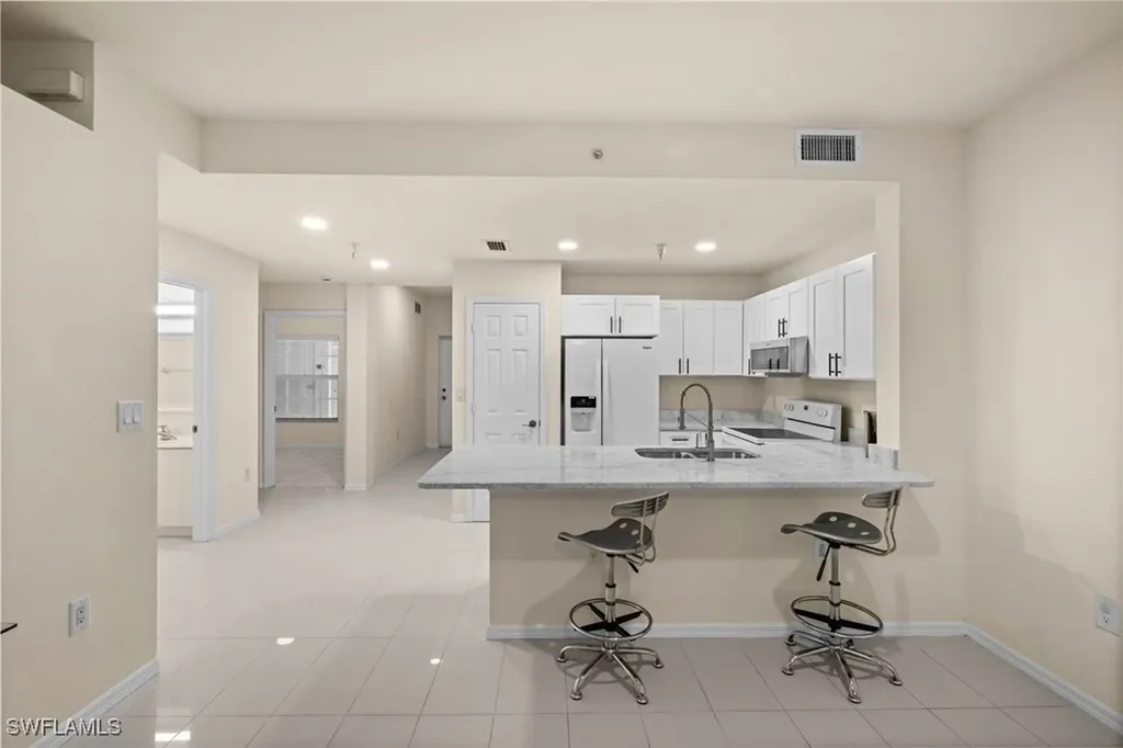 4520 Botanical Place Circle Naples FL 34112