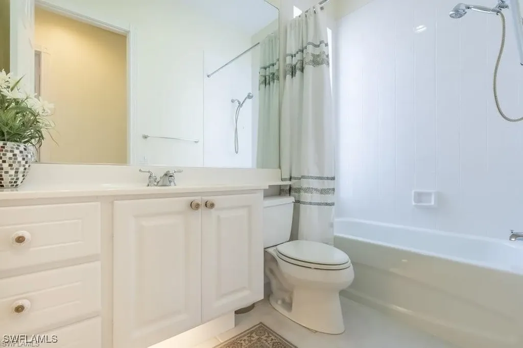 7687 Hernando Court Naples FL 34114
