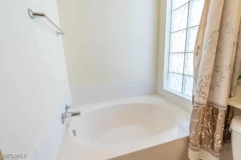 7687 Hernando Court Naples FL 34114