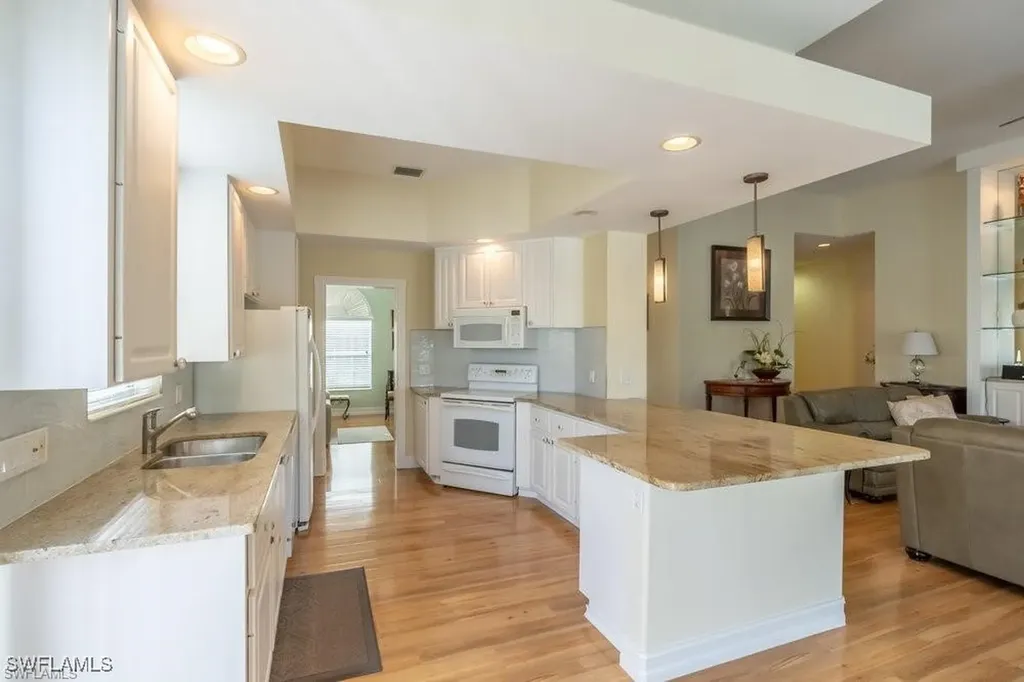 7687 Hernando Court Naples FL 34114