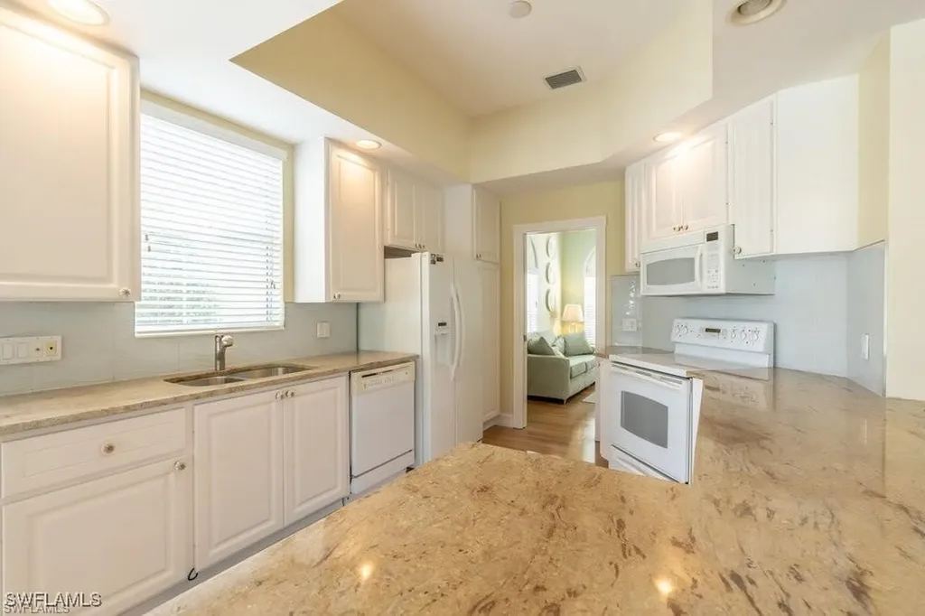7687 Hernando Court Naples FL 34114
