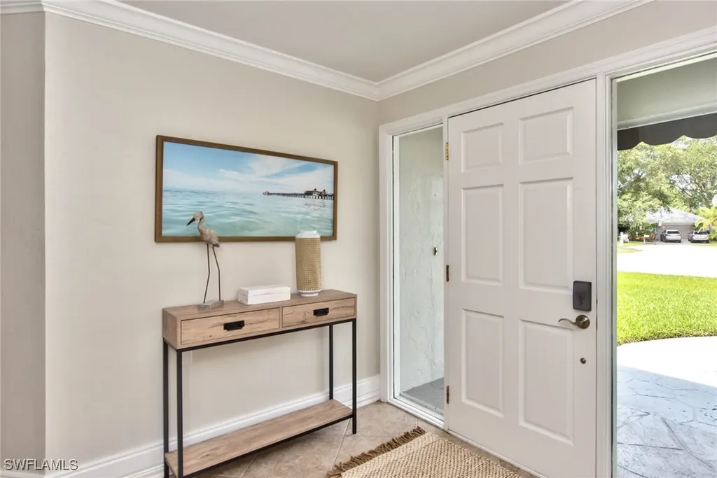 1614 Forest Lakes Boulevard Naples FL 34105