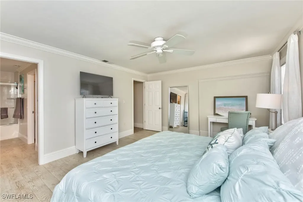 1614 Forest Lakes Boulevard Naples FL 34105