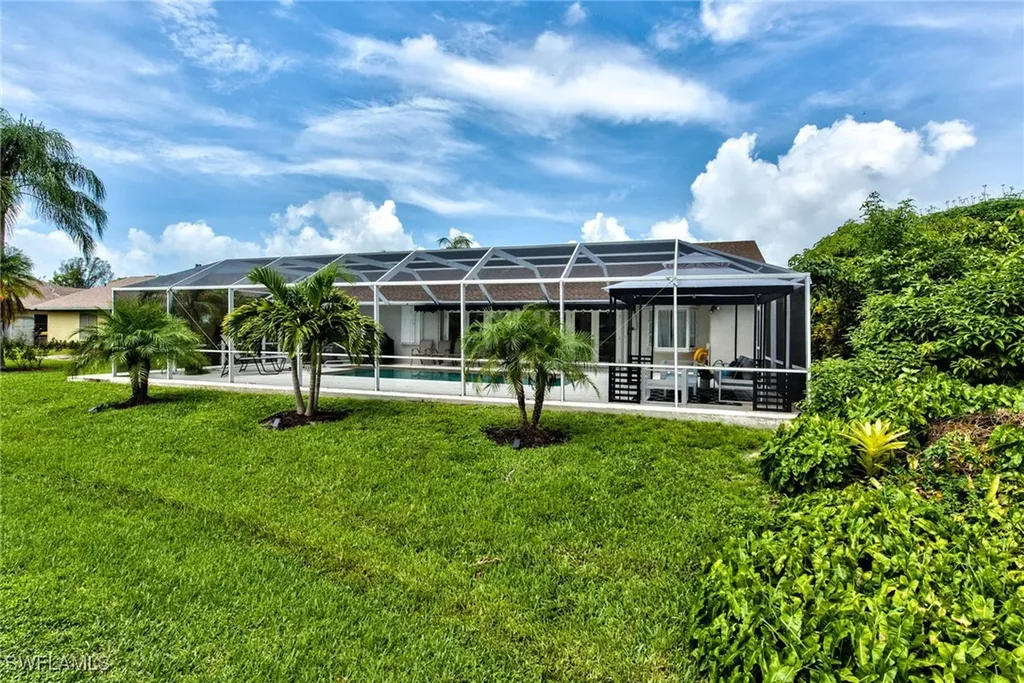 1614 Forest Lakes Boulevard Naples FL 34105