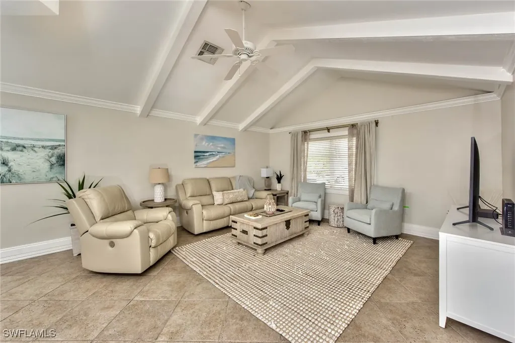 1614 Forest Lakes Boulevard Naples FL 34105